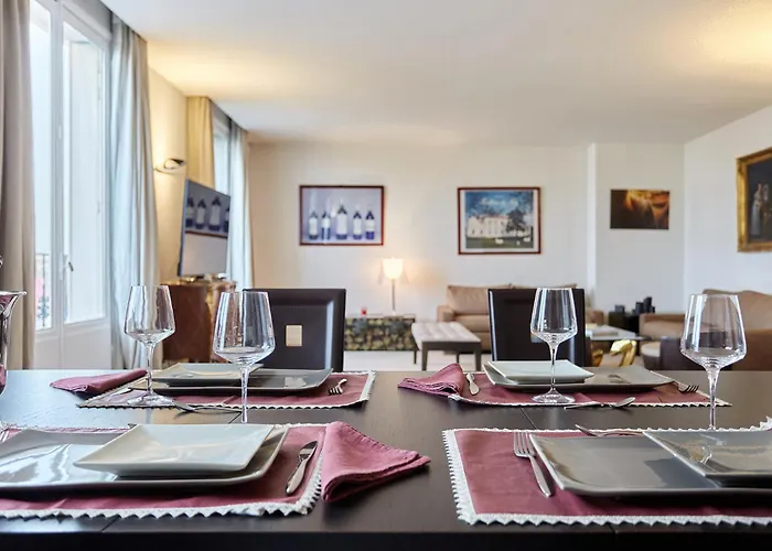 Arc De Triomphe By Prestige