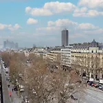 Arc De Triomphe By Prestige * Paris